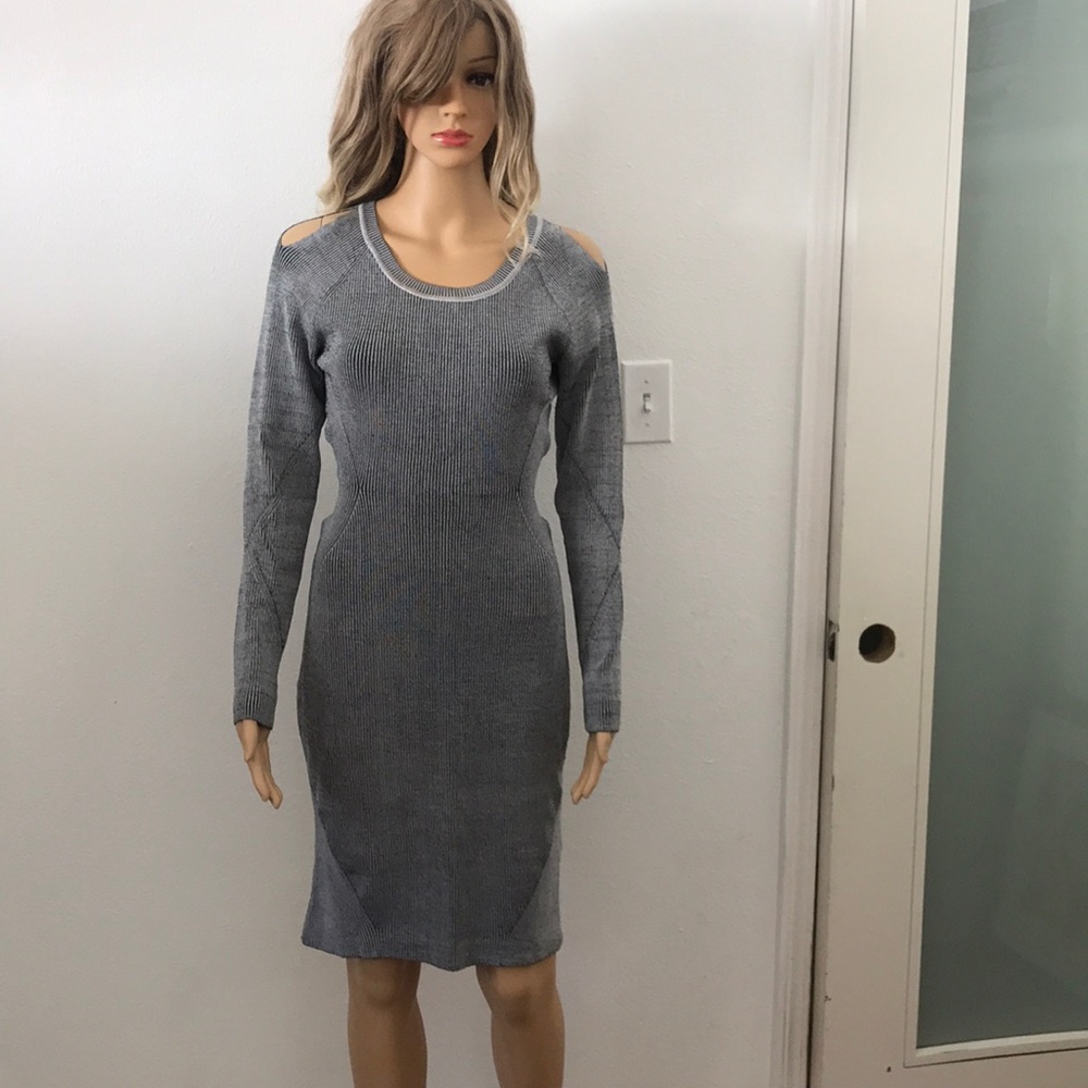 Bebe dress
